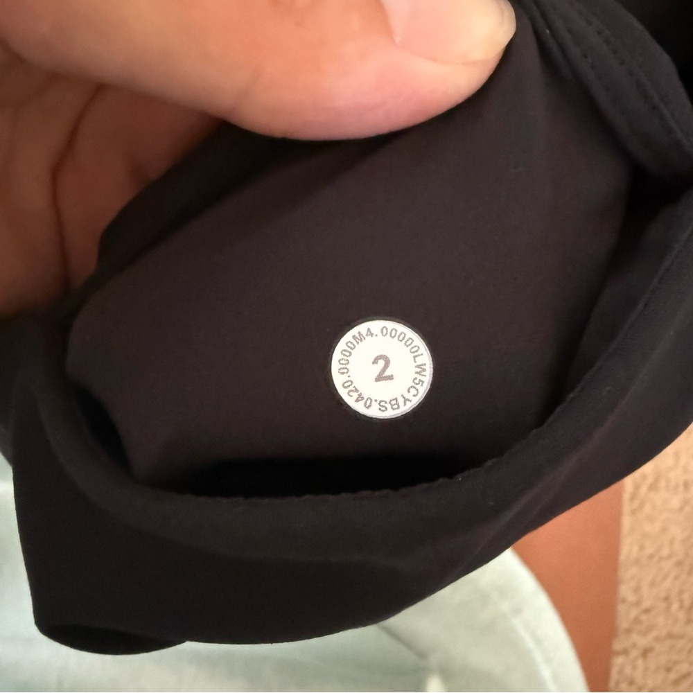 Lululemon Black High Rise Pants Women’s Size 2 Slim Fit Stretch Work Yoga Pants - Picture 4 of 9